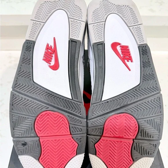 2015 Jordan’s 4’s BNIB 11.5 White/Black Cement - Picture 3 of 12